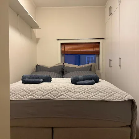 Leilighet Sentral Leilighet, 2 Soverom, Opptil 5 Personer