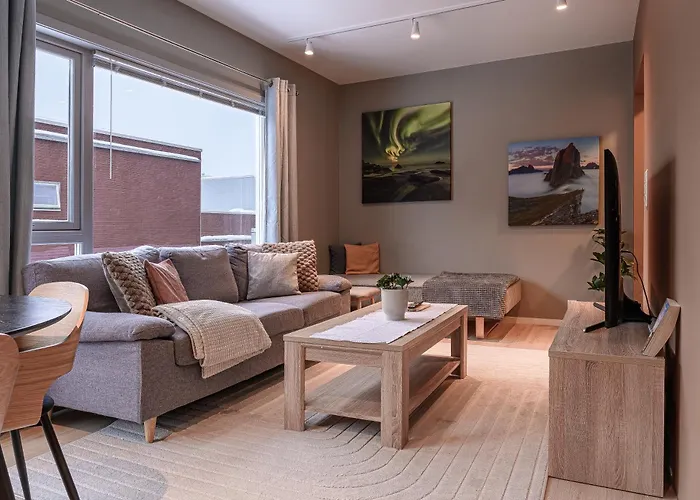 Апартаменты For Groups & Families - Near Centre & Rooftop Terrace!